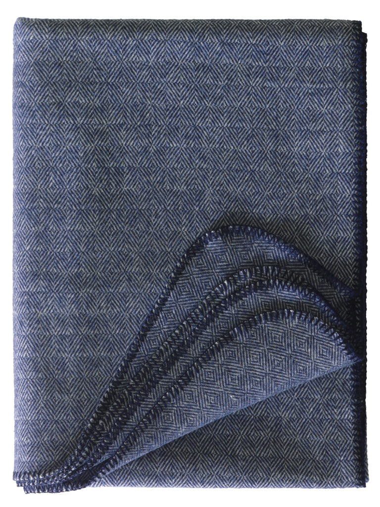 Schurwoll Plaid Aberdeen von Eagle Products aus reiner Merino Schurwolle in der Farbe Marine