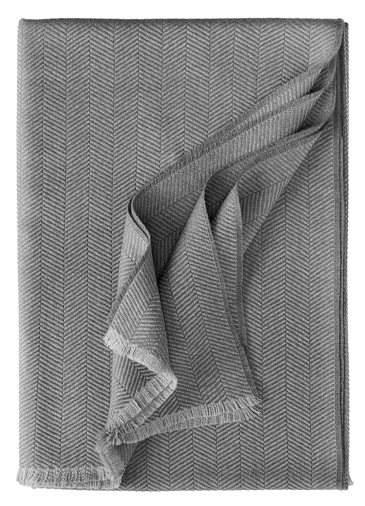 Colorado Plaid von Eagle Products aus 100 % Merino-Schurwolle mit Fischgratmuster und Fransen, Made in Germany, Farbe Mittelgrau