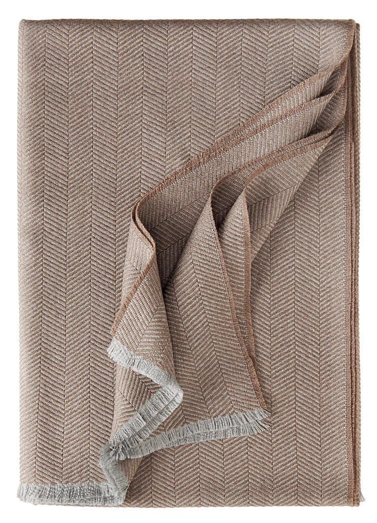 Colorado Plaid von Eagle Products aus 100 % Merino-Schurwolle mit Fischgratmuster und Fransen, Made in Germany, Farbe Schlamm