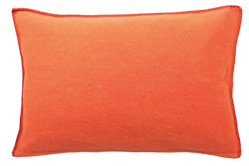 Fleece Kissen Tony rechteckig von Eagle Plaids in der Farbe Orange