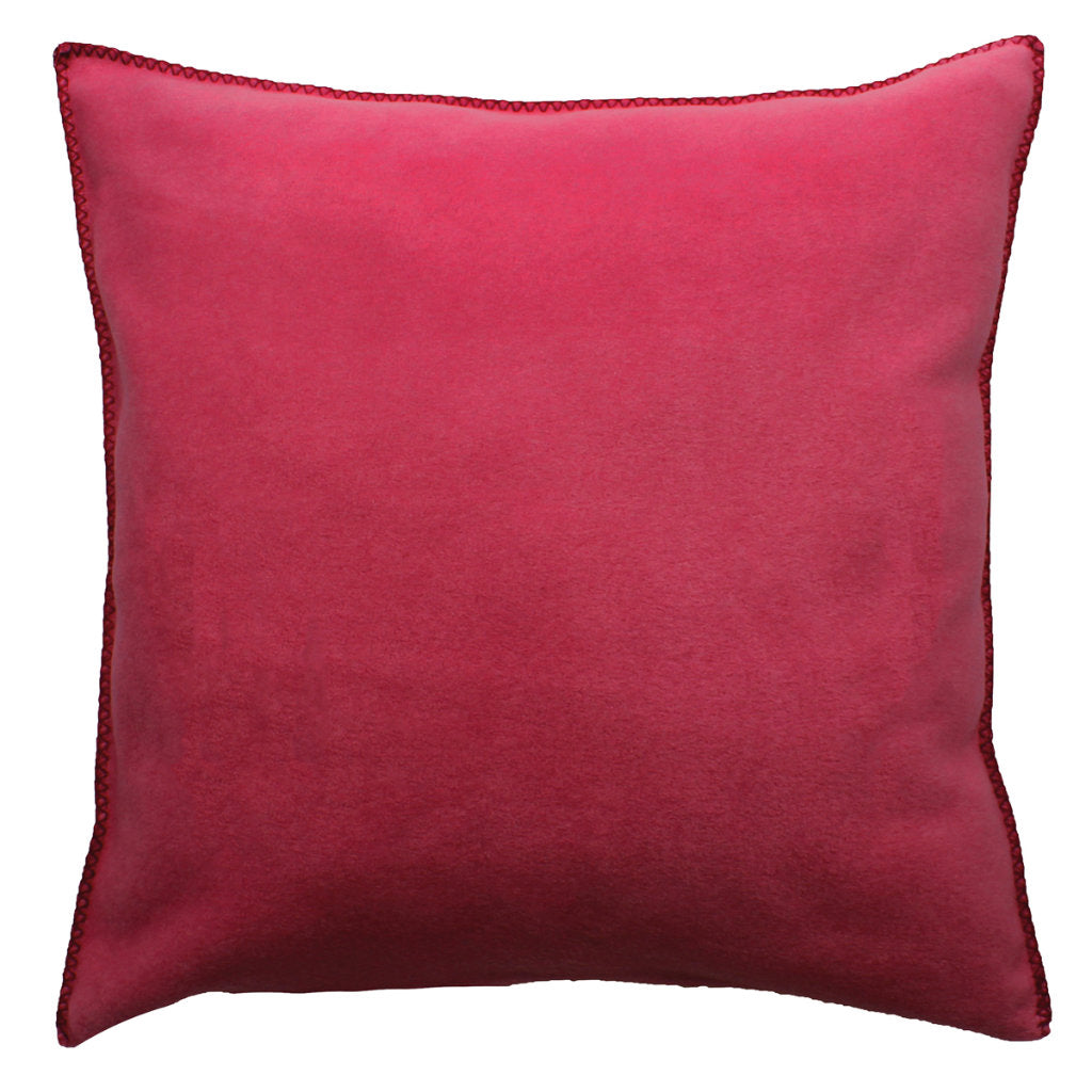 Fleece Kissen Tony quadratisch S von Eagle Plaids in der Farbe Merlot