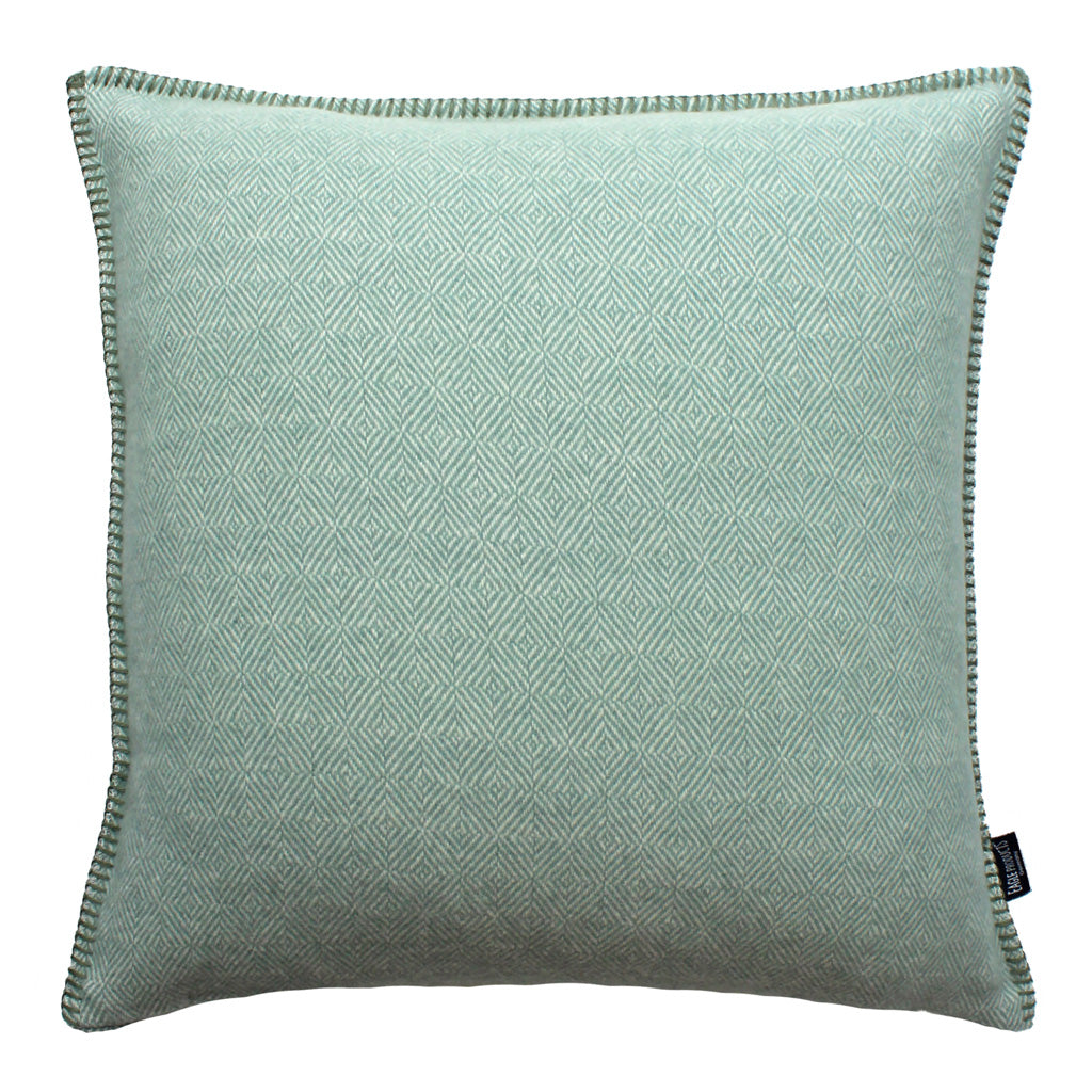 Kissenbezug Aberdeen von Eagle Products aus reiner Merino Schurwolle in Diamantwebung und Kammstich an den Außenkanten, Farbe Salbei