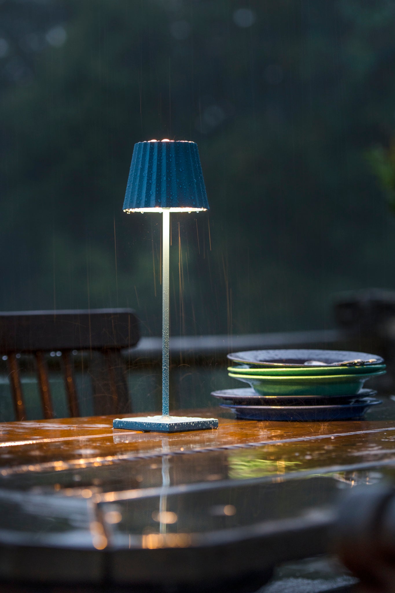 Sompex Akku Tischleuchte Troll 2.0 für kabelloses Licht, Farbe Blau