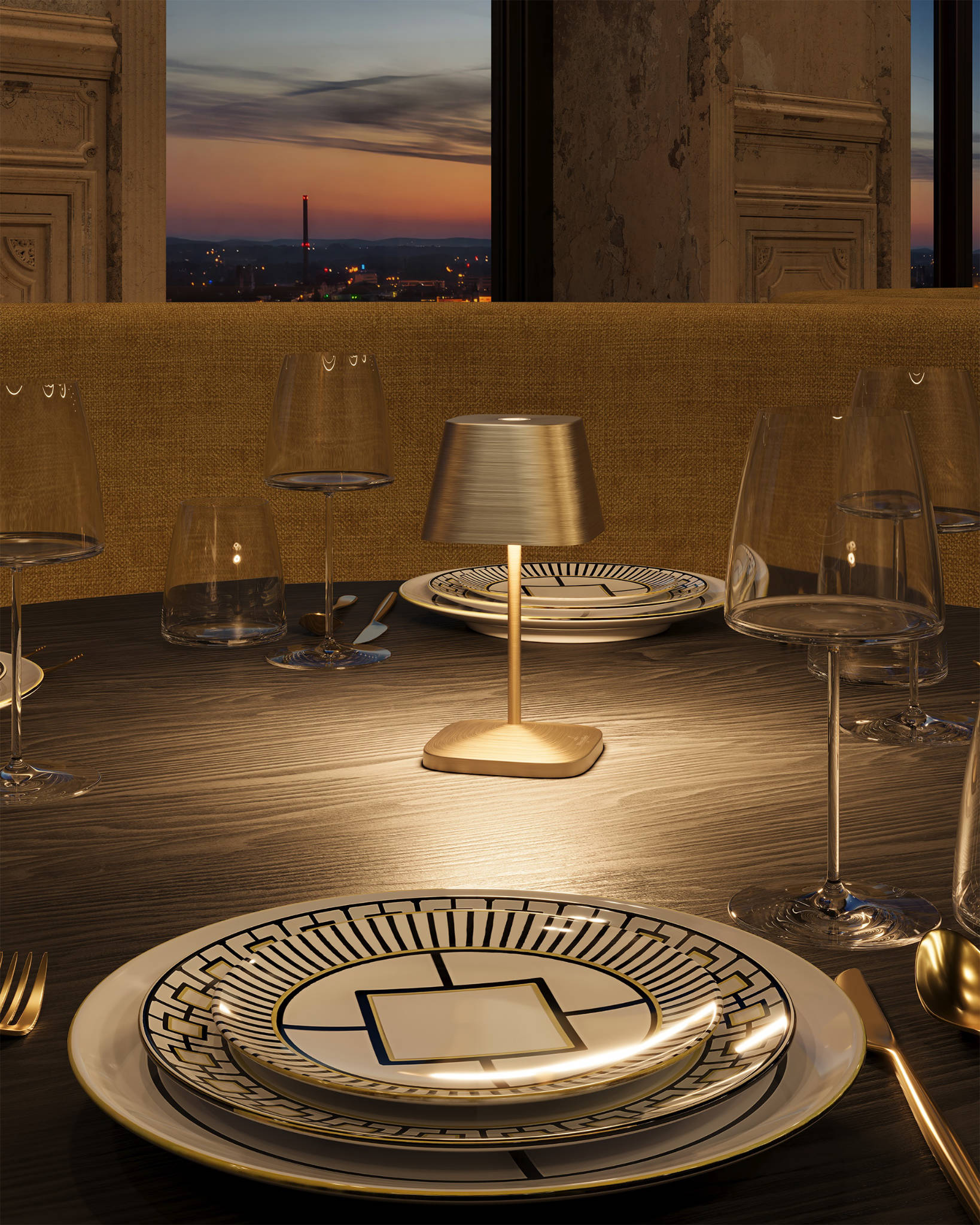 Akku Tischleuchte Neapel RC von Villeroy & Boch, neue Generation, kompatibel mit RC Fernbedienung, Farbe Gold gebürstet