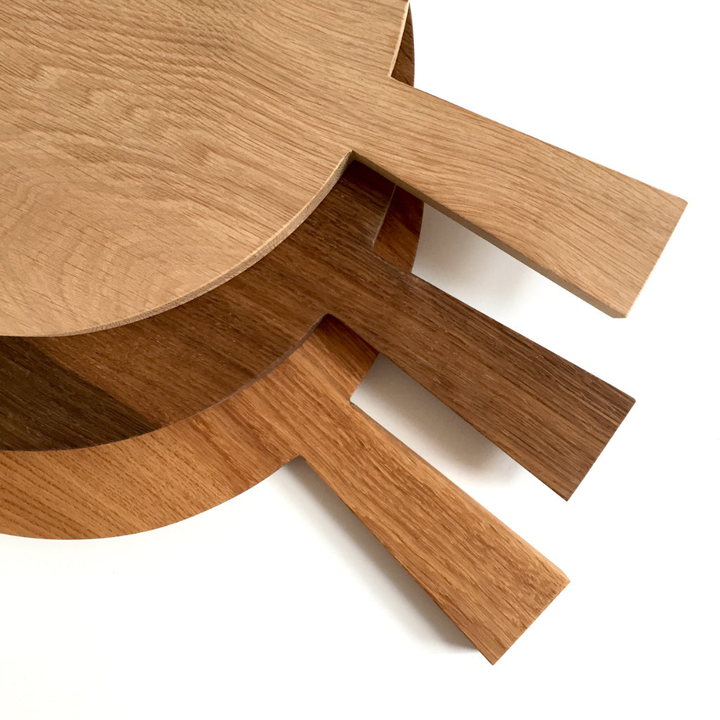 Detail runde Holzbretter aus Eiche – Raumgestalt Schneide- und Servierbrett