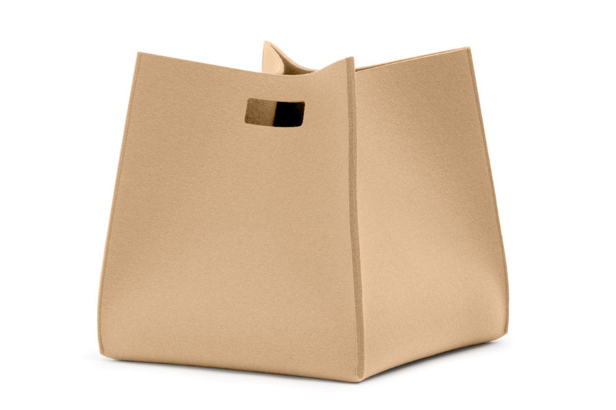 Tall Box von Hey-Sign aus reinem Wollfilz in der Farbe Karamell