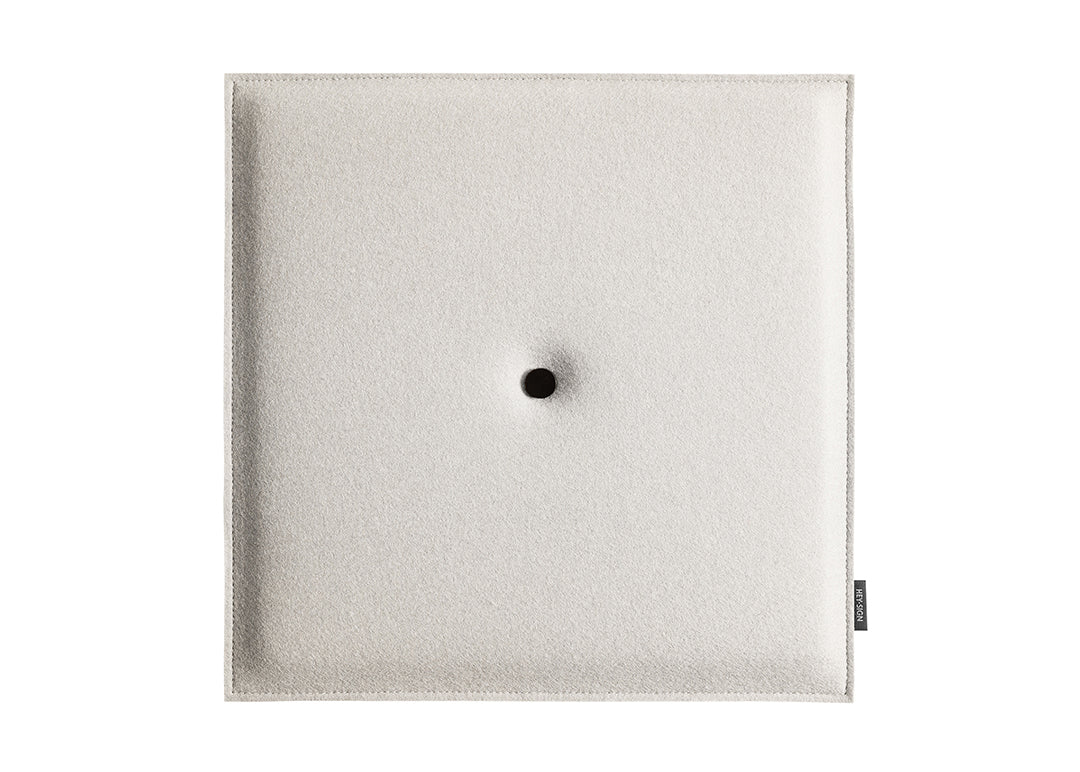 Hey-Sign Akustik Wandelement Spot Square aus Filz in der Größe L, Farbe Wollweiß