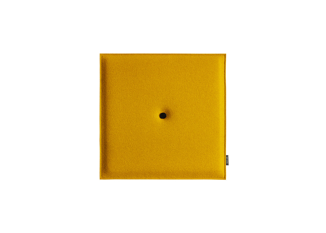 Hey-Sign Akustik Wandelement Spot Square aus Filz in der Größe S, Farbe Curry