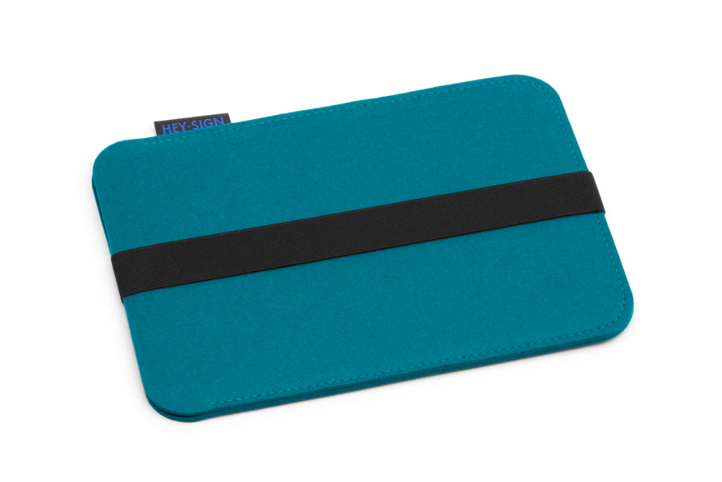 Hey-Sign Pad Bag aus Filz für iPad Air in der Farbe Deep Water