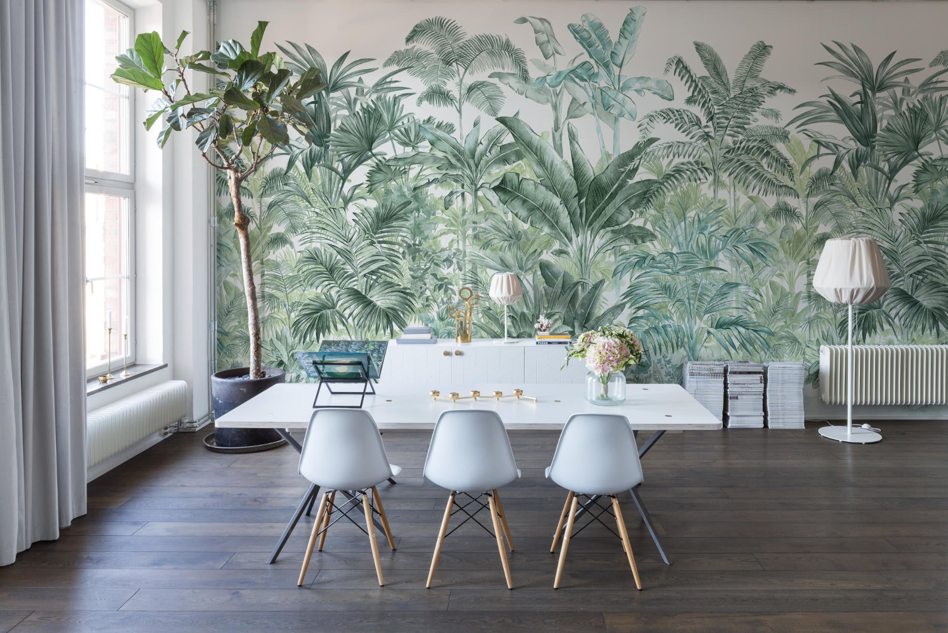 Rebel Walls Tapete Pride Palms im Workspace