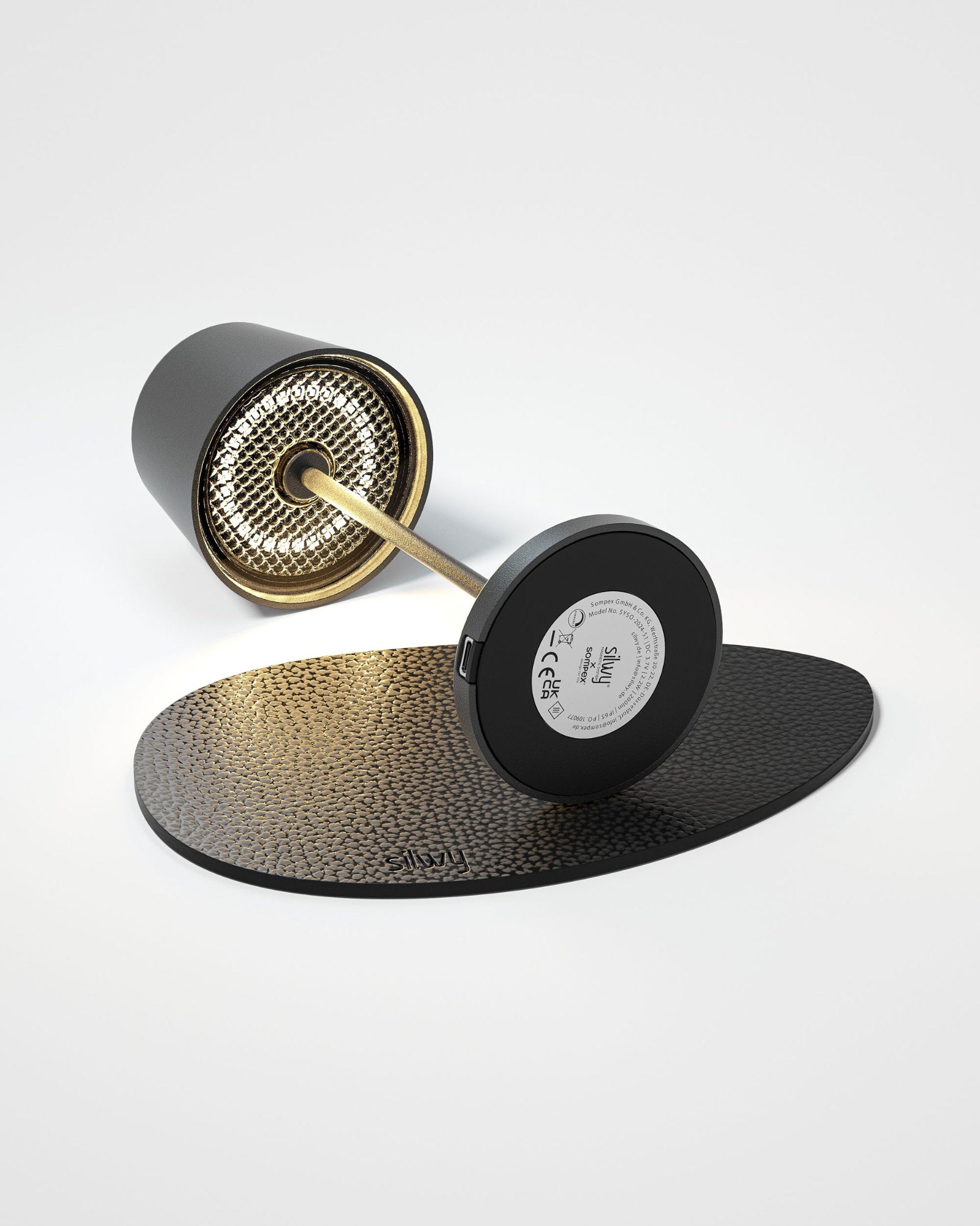 Schwarze Akkutischleuchte Monaco von Sliwy & Sompex - magnetisch, dimmbar, mit magnetischem Nano-Gel-Pad