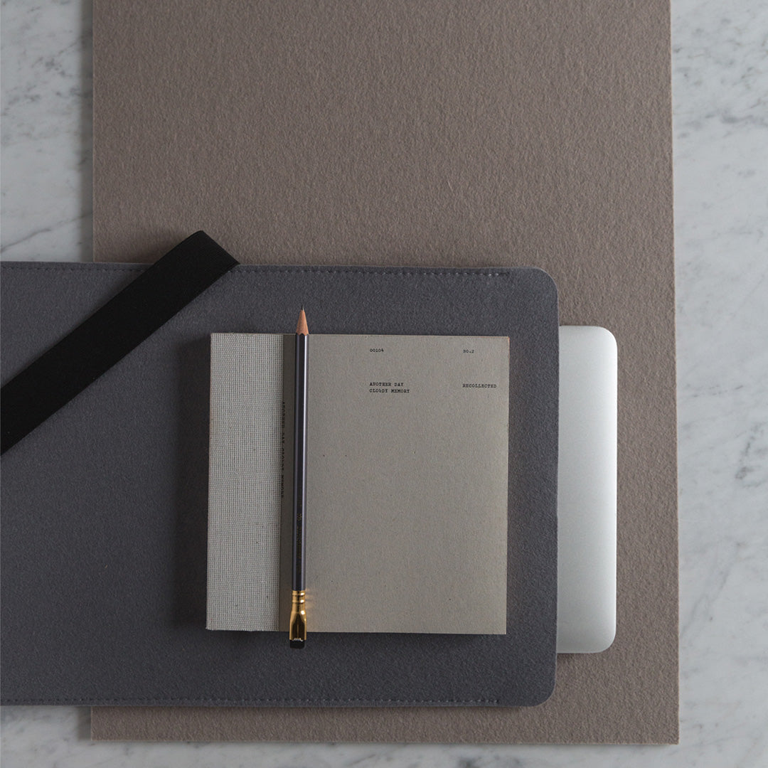 MacBook Hülle Book Bag aus Filz