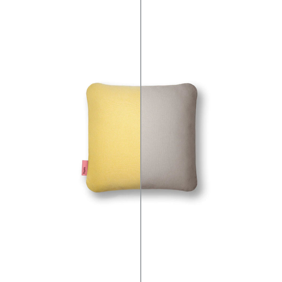 Zweifarbiges quadratisches Hum Outdoor Kissen Größe M in den Farben Sonne und Sand