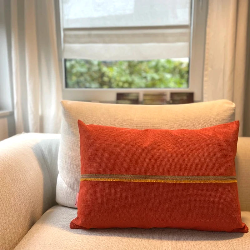 Kissen Bart von Hum mit Webkante, Farbe Orange