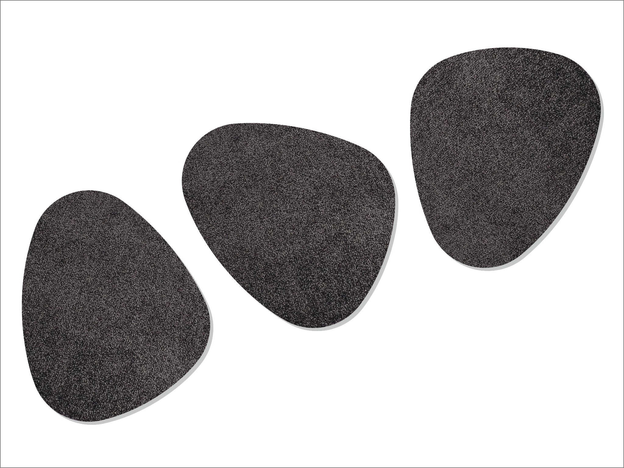 Fußmatte / Schuhabstreifer Kiesel von Keilbach in organischer Form in der Farbe Dunkelgrau