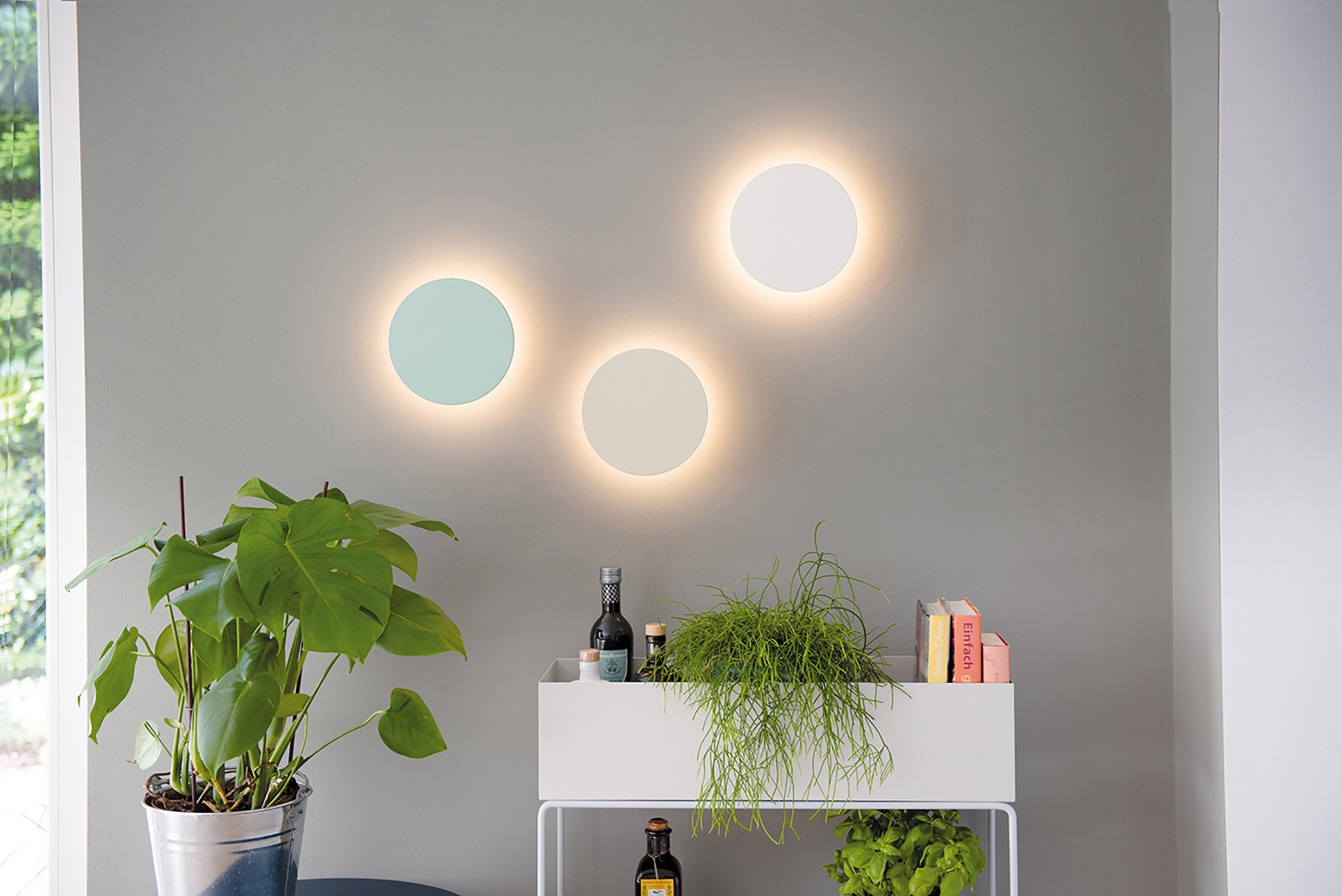 Wandleuchte Dot von Remember in verschiedenen Farben