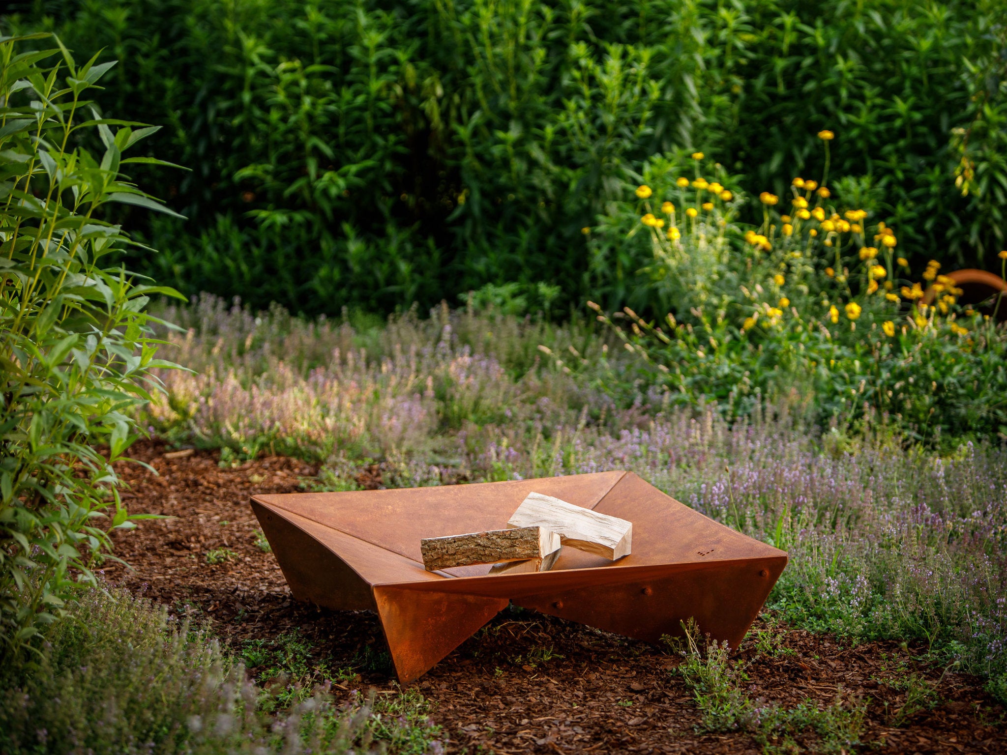 Keilbach Feuerschale Fluxus aus Stahl