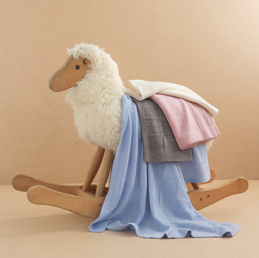 Babydecke Moritz von Eagle Products aus Merionowoll in unterschiedlichen Farben