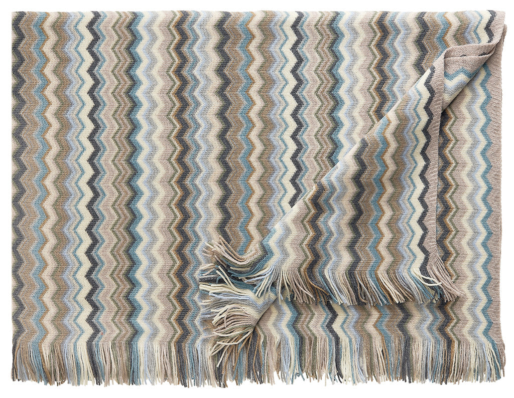 Wolldecke Firenze Plaid von Eagle Products aus 100 % Merinowolle im Zickzack Muster in den Farben Dunkelnatural | Graugrün | Rohweiß | Hellblau