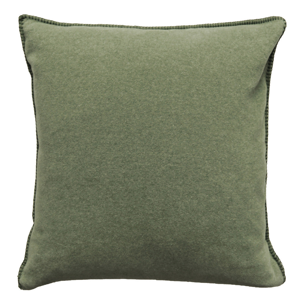 Fleece Kissen Tony quadratisch von Eagle Plaids in der Farbe Moos