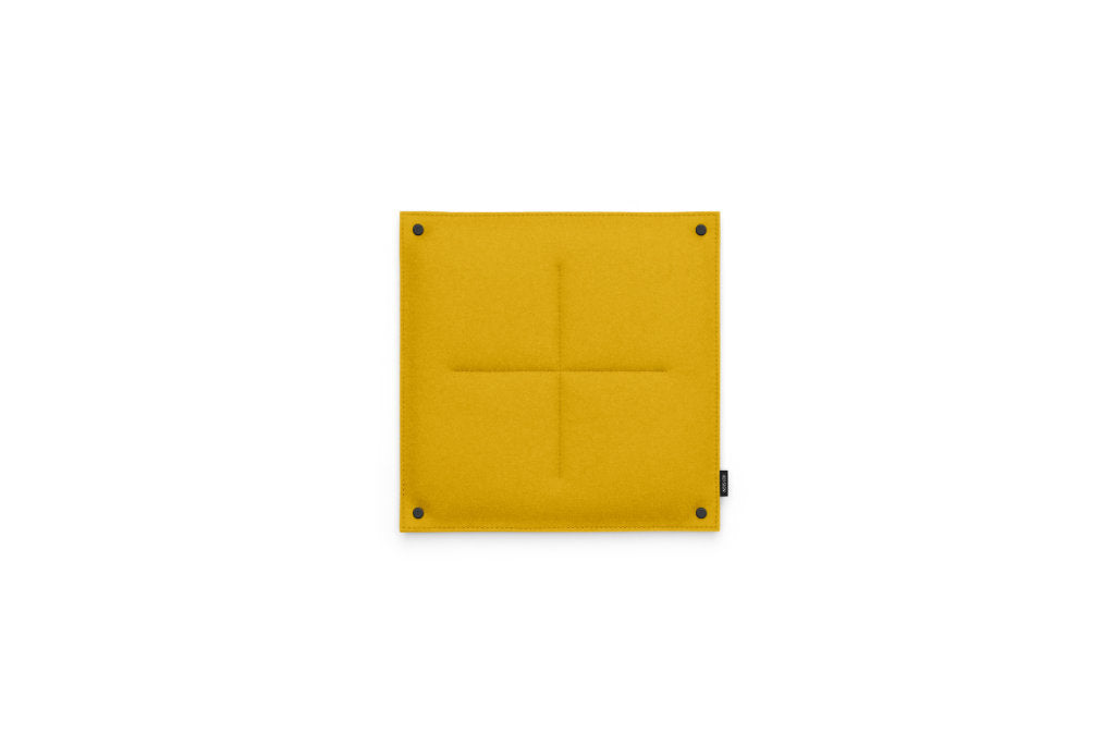 Kleine Pinnwand Orgaboard aus Filz von Hey-Sign in der Farbe Curry