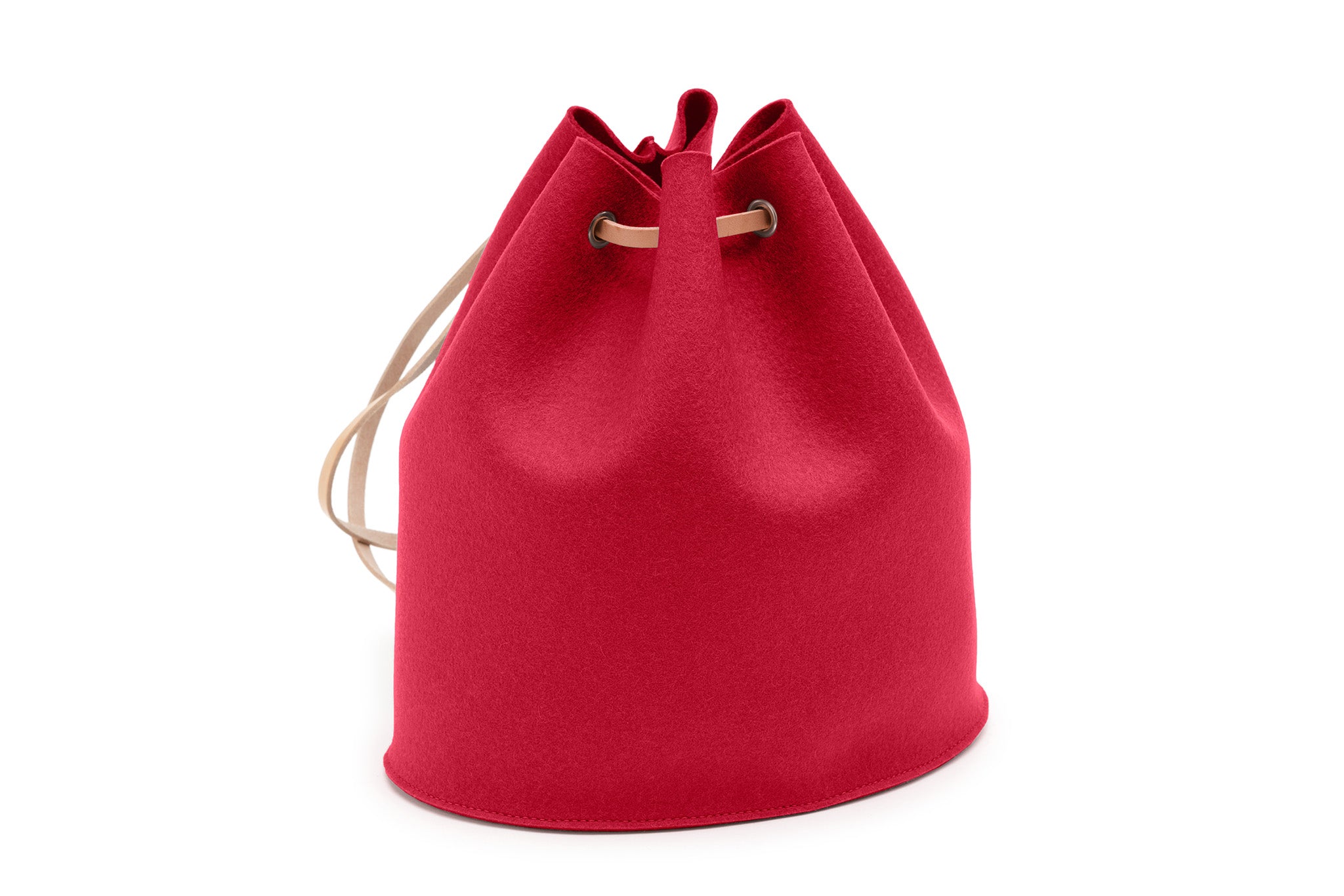 Rucksack Tilda aus Wollfilz von Hey-Sign in der Größe M mit naturfarbenen Lederriemen, Farbe Mohnrot