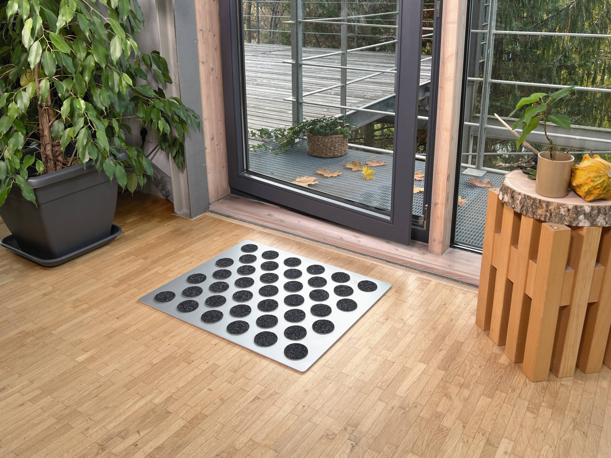 Design-Fußmatte Camino: Schuhabstreifer aus Aluminium und Filz von Keilbach