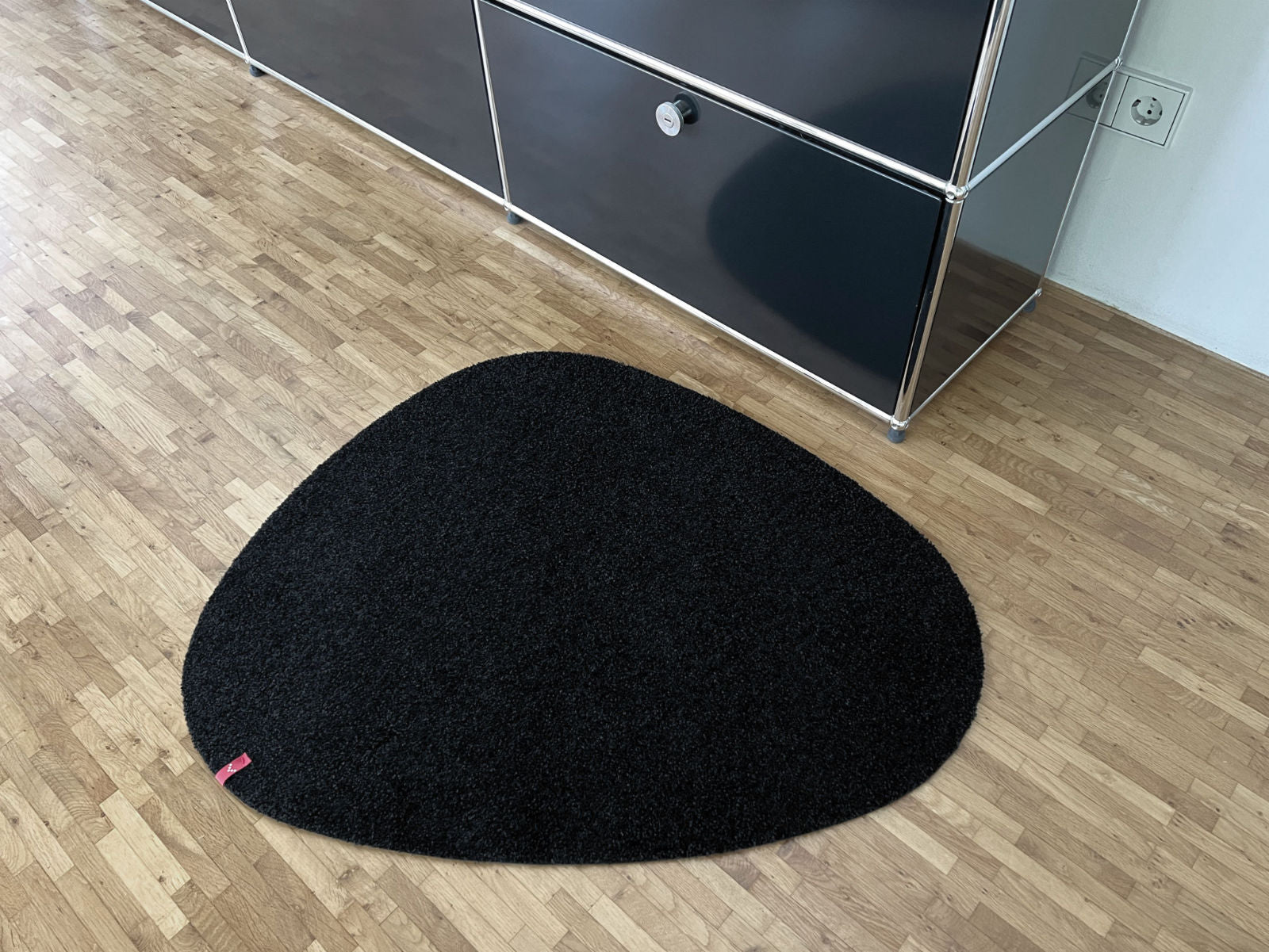 Fußmatte / Schuhabstreifer Kiesel von Keilbach in organischer Form in der Farbe Schwarz