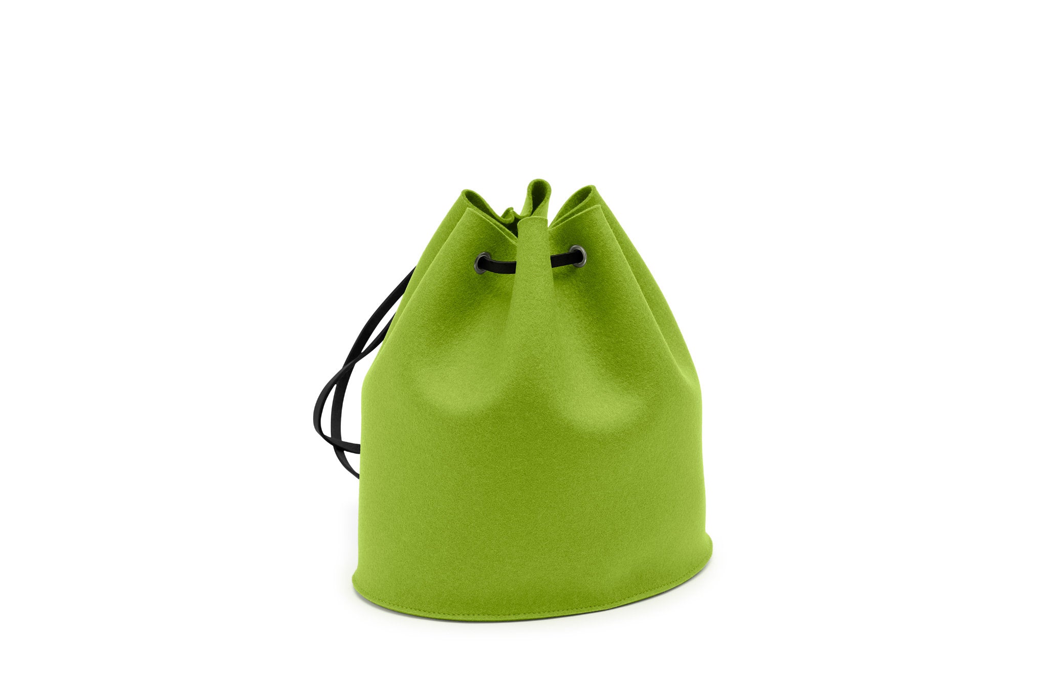 Rucksack Tilda aus Wollfilz von Hey-Sign in der Größe S mit schwarzen Lederriemen, Farbe Maigrün