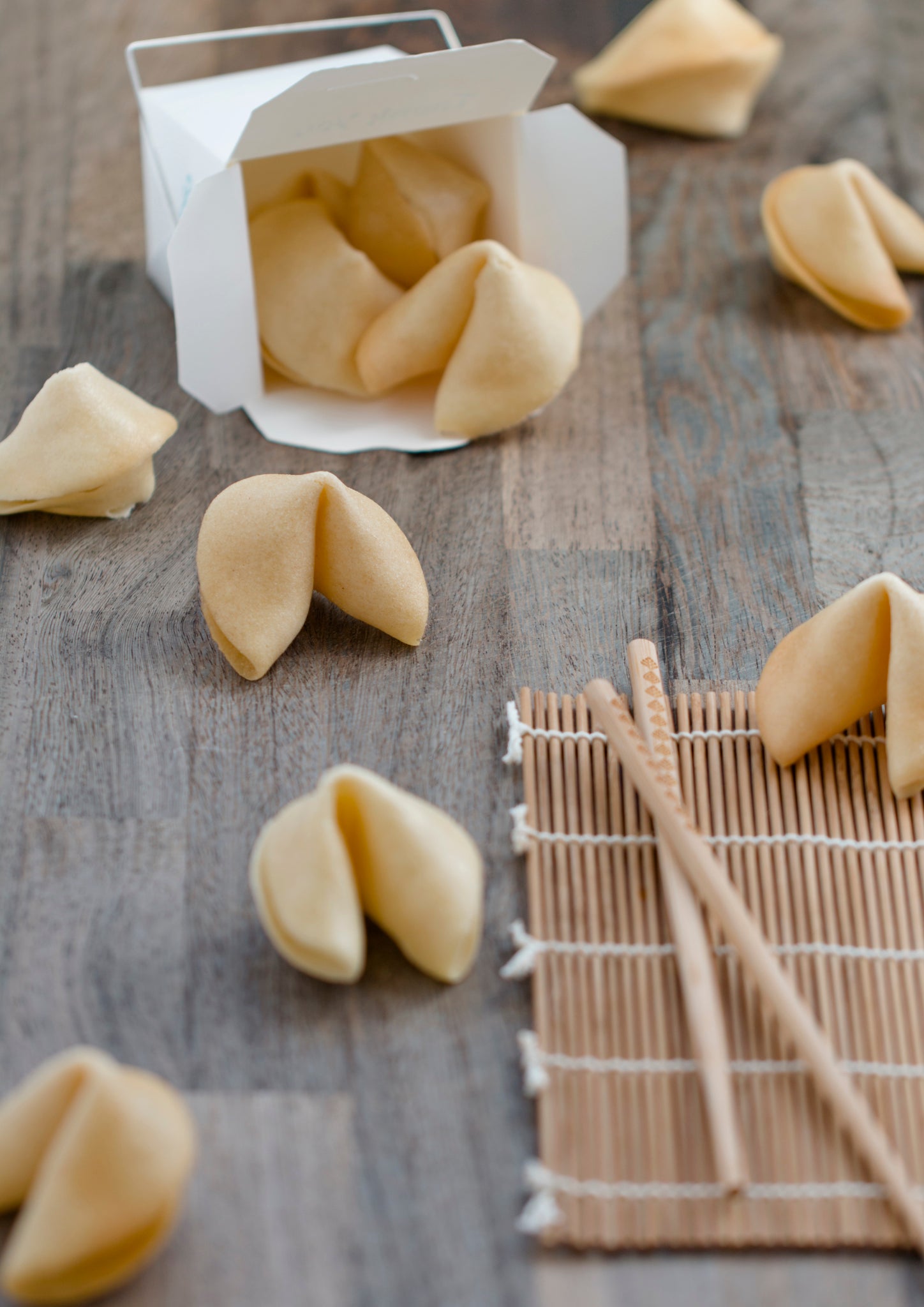 Rezept für Glückskekse aus dem Kochbuch Pappsatt von Lena Grabbe