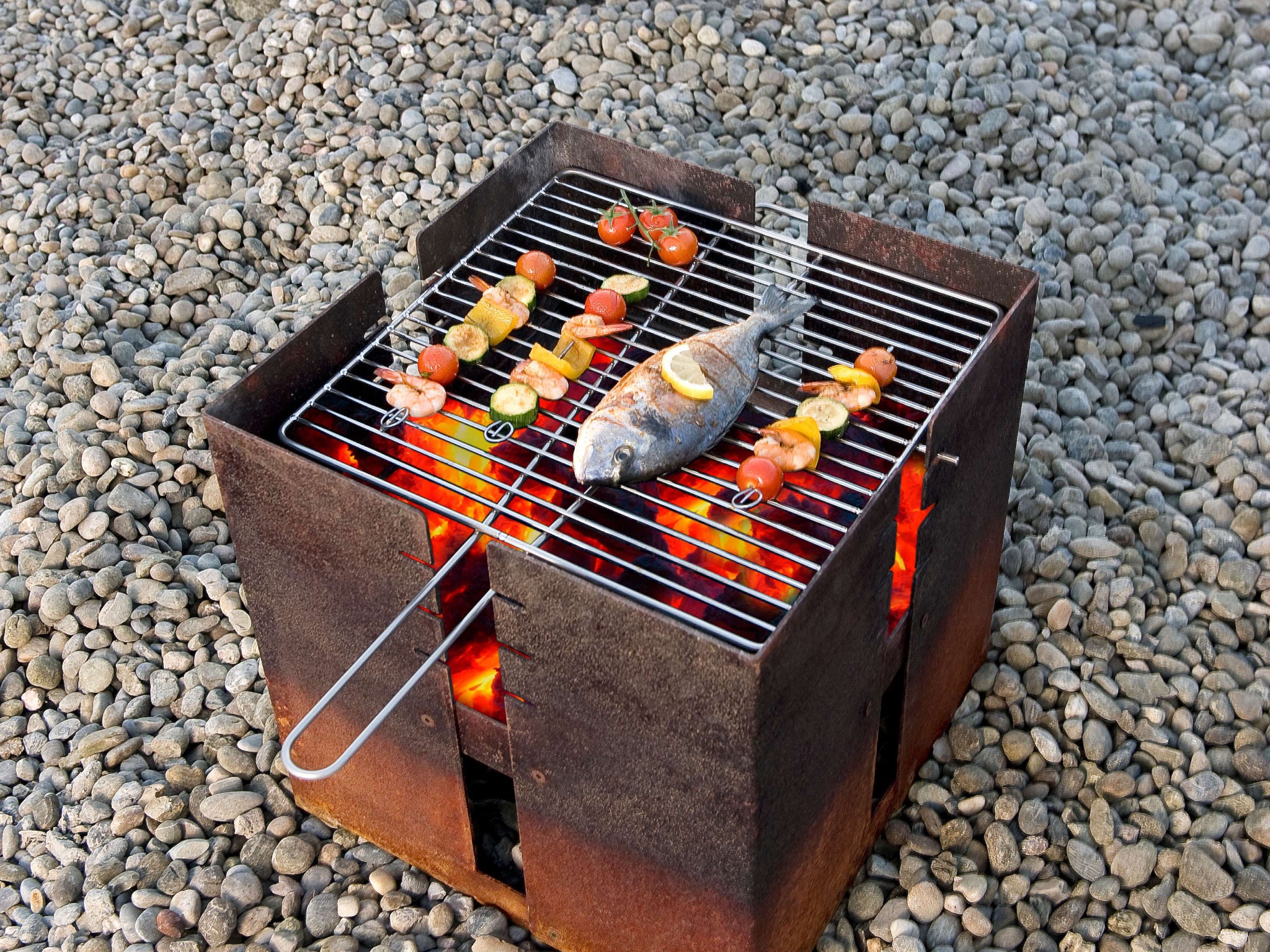Keilbach Feuerschale Fidibus aus Stahl mit Edelstahl Grillrost